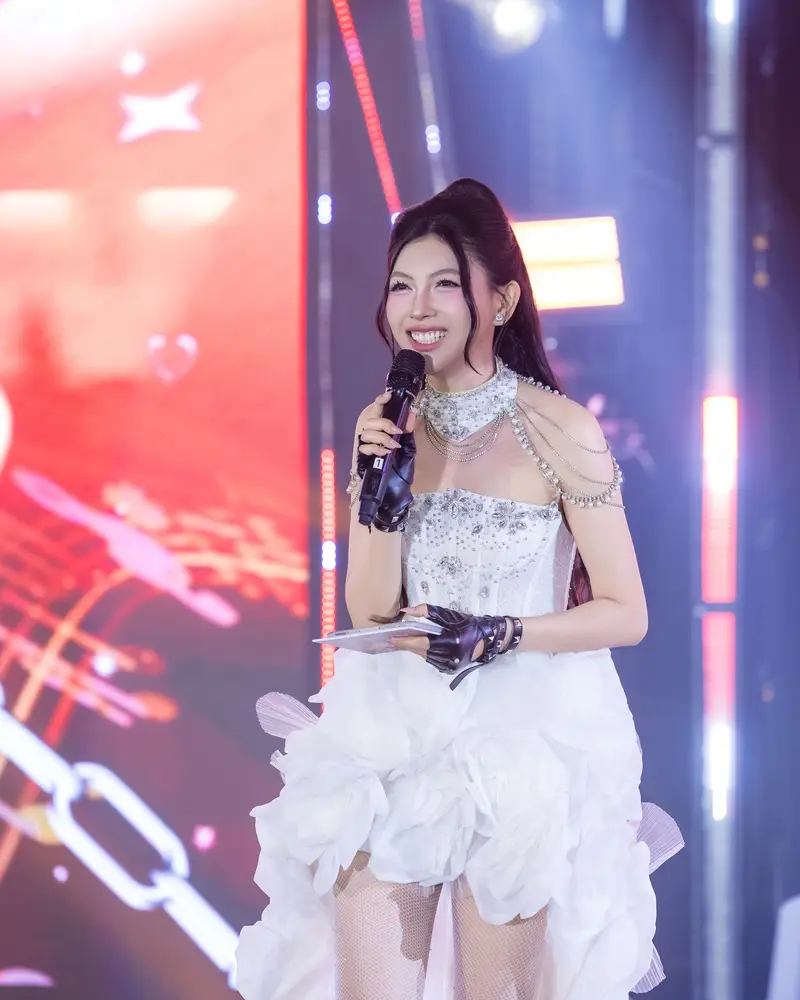 Đại tiệc Sinh nhật Audition 20 tuổi — Dancing in Glory — Audition