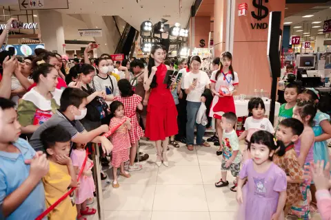 OMO — Ca sĩ Đoan Trang & Bé Sol — ảnh 15/22