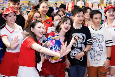 OMO — Ca sĩ Lương Bích Hữu — ảnh 23/23