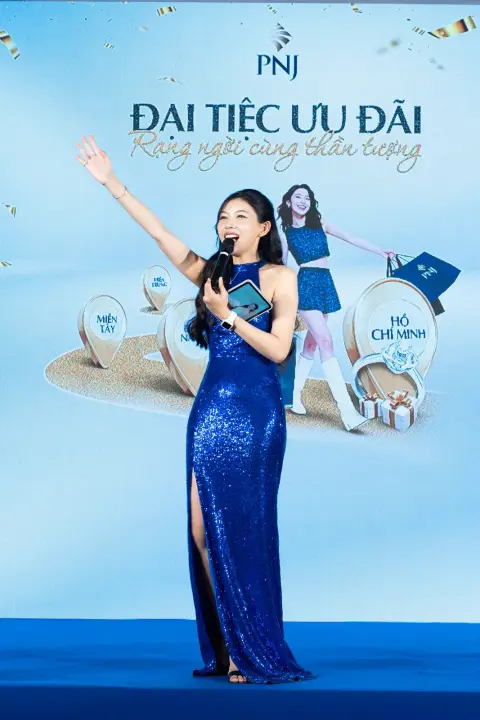 PNJ — Ca sĩ Anh Tú — ảnh 12/53