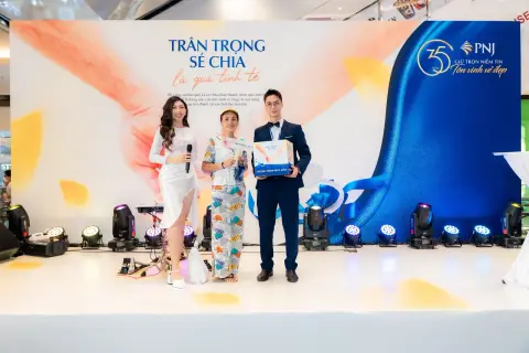 PNJ — Event 20/10 · Ca sĩ Tăng Phúc — ảnh 13/48