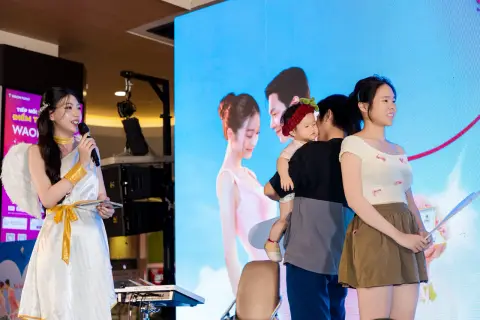 PNJ — Valentine · Ca sĩ Phan Mạnh Quỳnh — ảnh 12/35