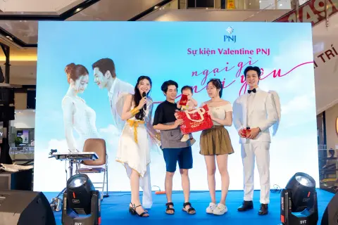 PNJ — Valentine · Ca sĩ Phan Mạnh Quỳnh — ảnh 15/35