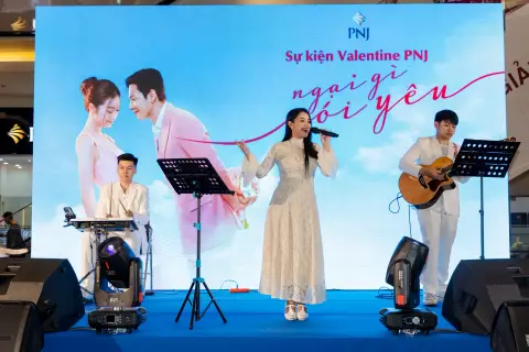 PNJ — Valentine · Ca sĩ Phan Mạnh Quỳnh — ảnh 16/35