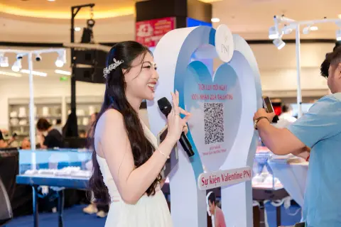 PNJ — Valentine · Ca sĩ Phan Mạnh Quỳnh — ảnh 17/35