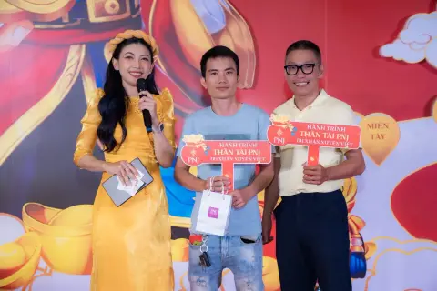 PNJ — Xuân PNJ · Ca sĩ Anh Tú — ảnh 11/21