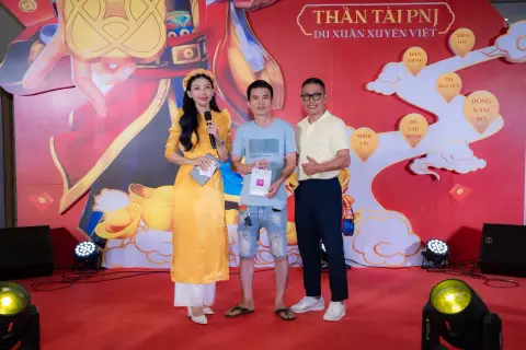 PNJ — Xuân PNJ · Ca sĩ Anh Tú — ảnh 17/21