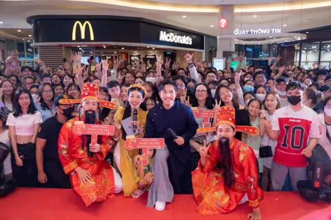 PNJ — Xuân PNJ · Ca sĩ Anh Tú — ảnh 20/21