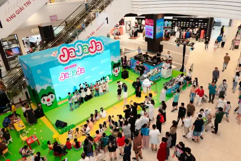Premiere — Ja Ja Ja — ảnh 17/23
