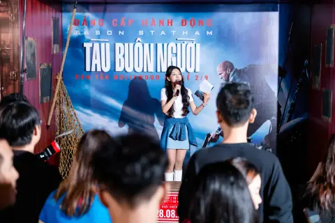 Premiere — Tàu Buôn Người — ảnh 17/44