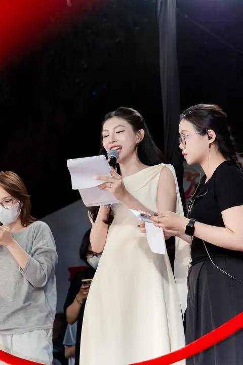 Thảm đỏ — Dear You — ảnh 11/38