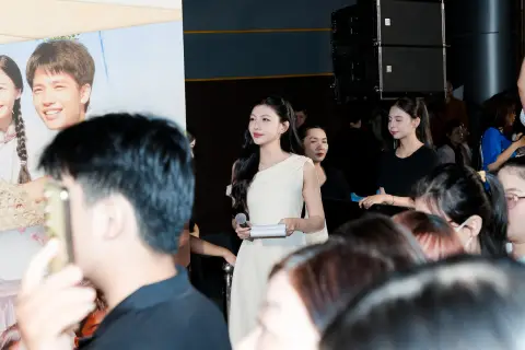 Thảm đỏ — Dear You — ảnh 24/38