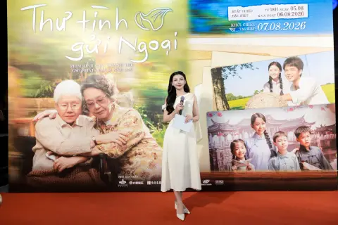 Thảm đỏ — Dear You — ảnh 28/38
